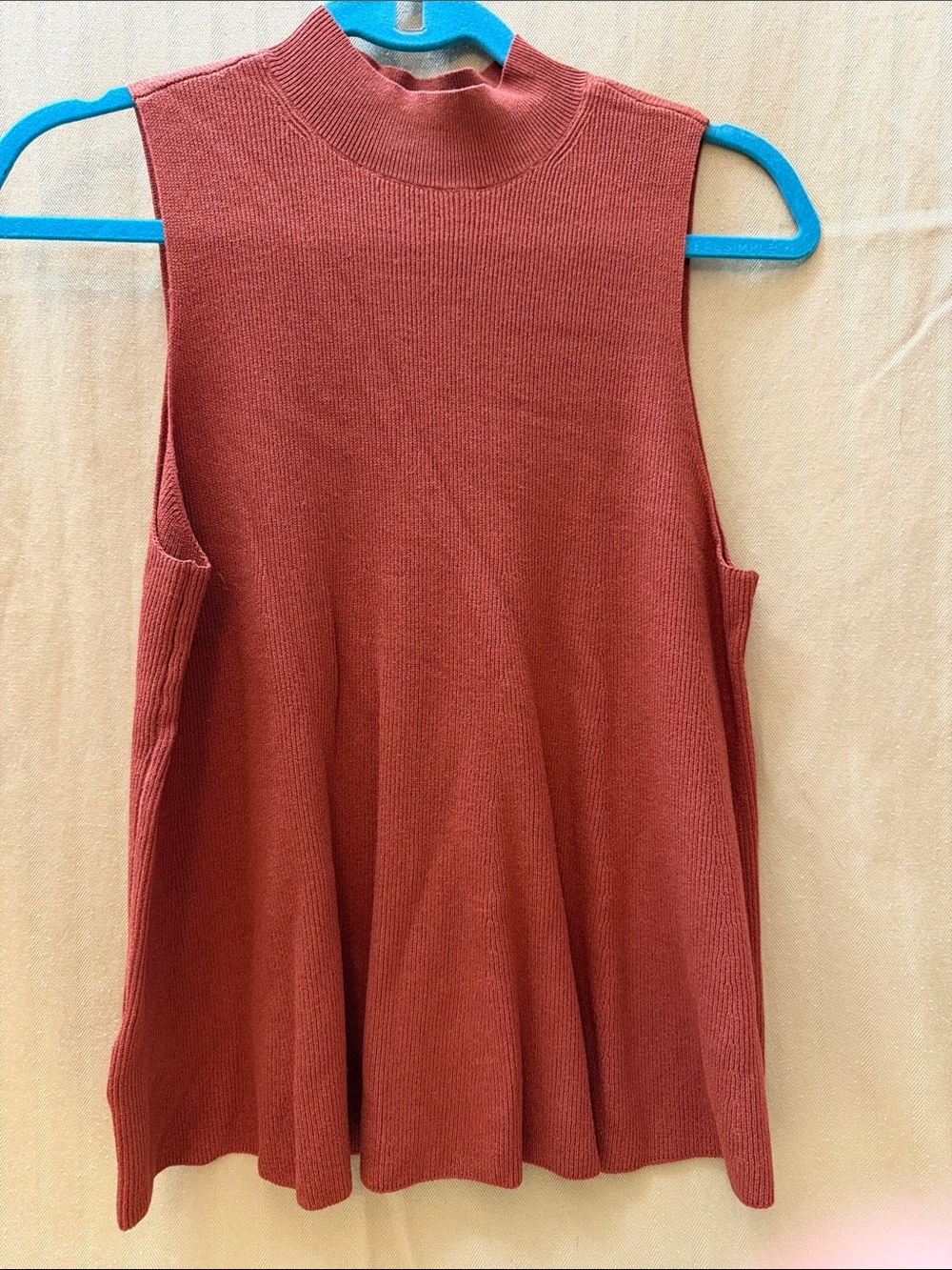 Sleeveless Mock Neck Knit Tank Top - Rust